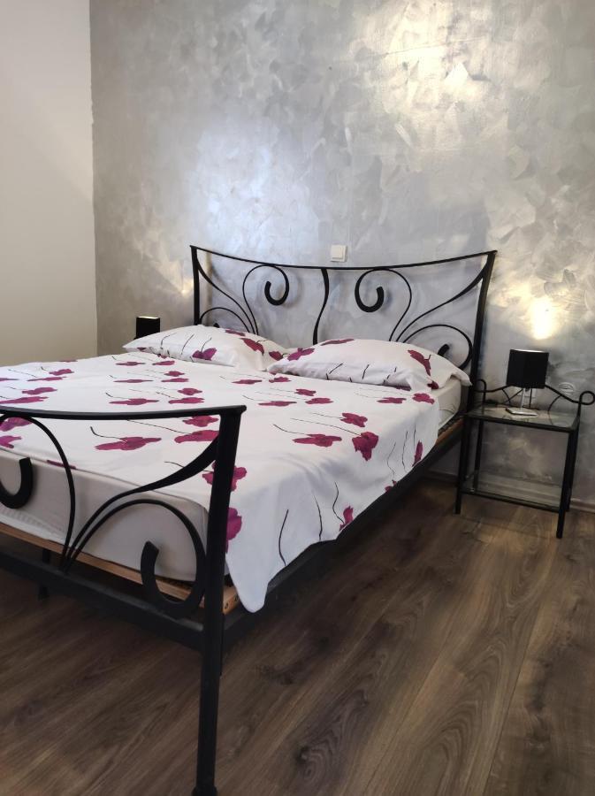 Cozy Apartment In Split In Nice Quiet Neighborhood Dış mekan fotoğraf